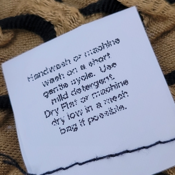 Lisa Bayne Assymetrical Tunic Size Large - Picture 5 of 6